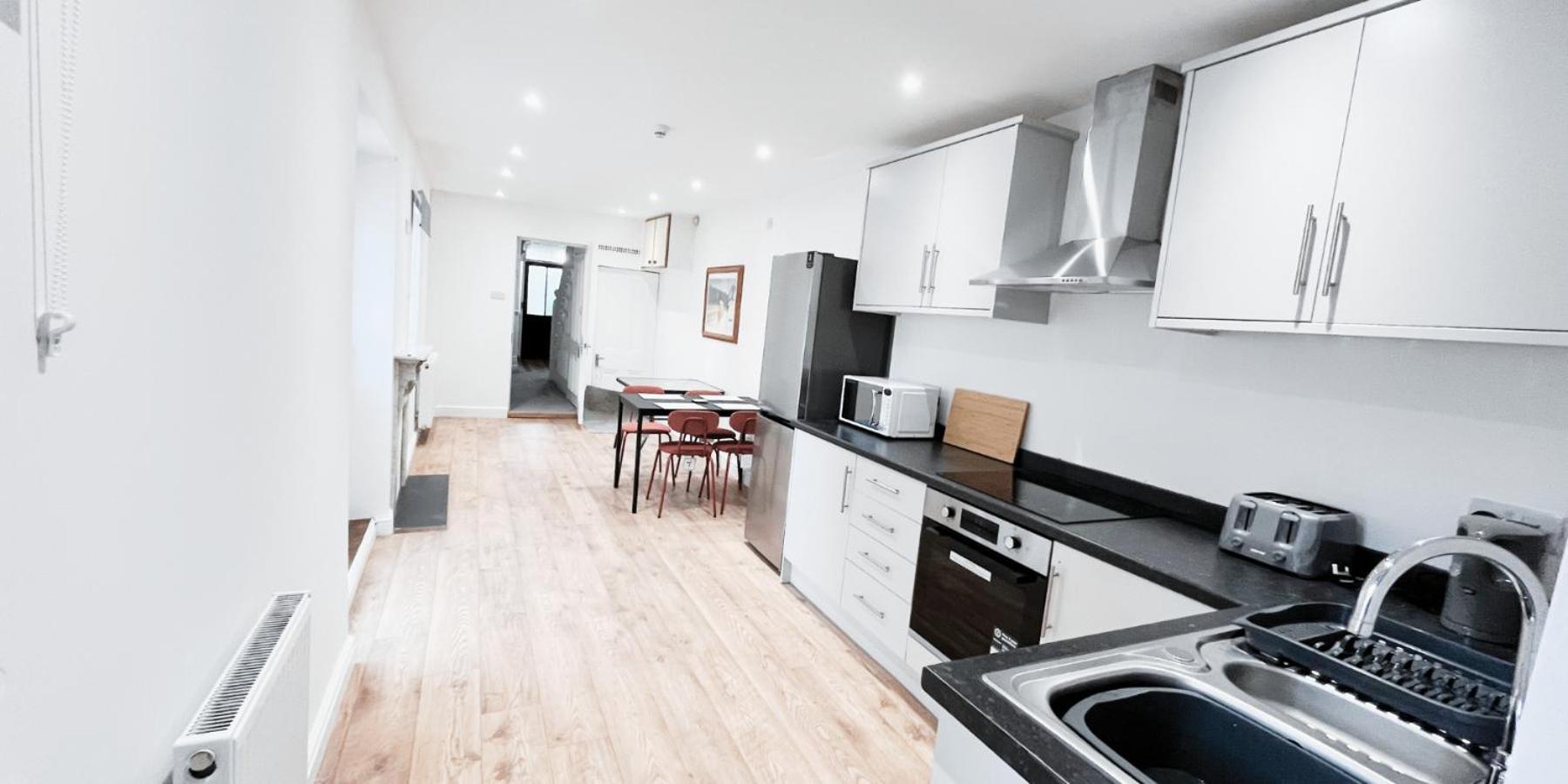 Single Room In Modern House Near Nottingham Exterior foto